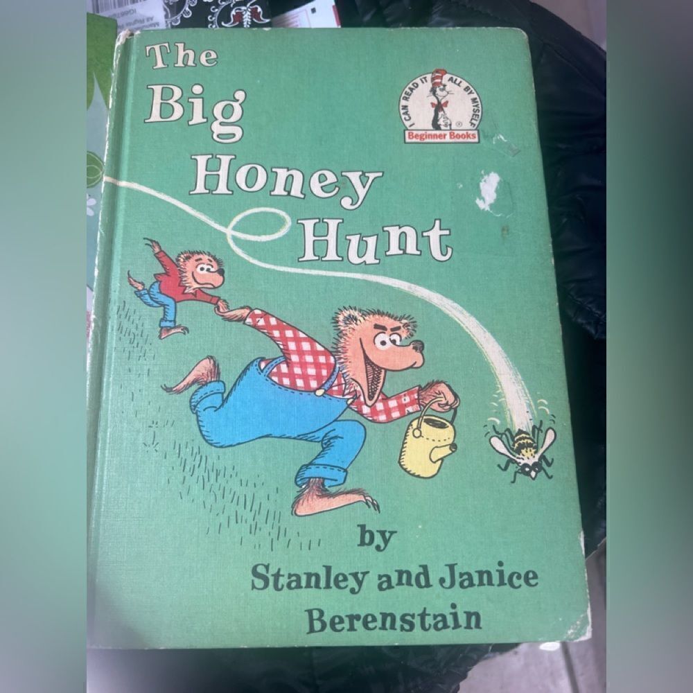 Dr Seuss The Big Honey Hunt Book rare vintage story books collection item